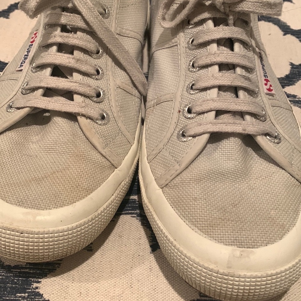 Superga grey tennis shoes